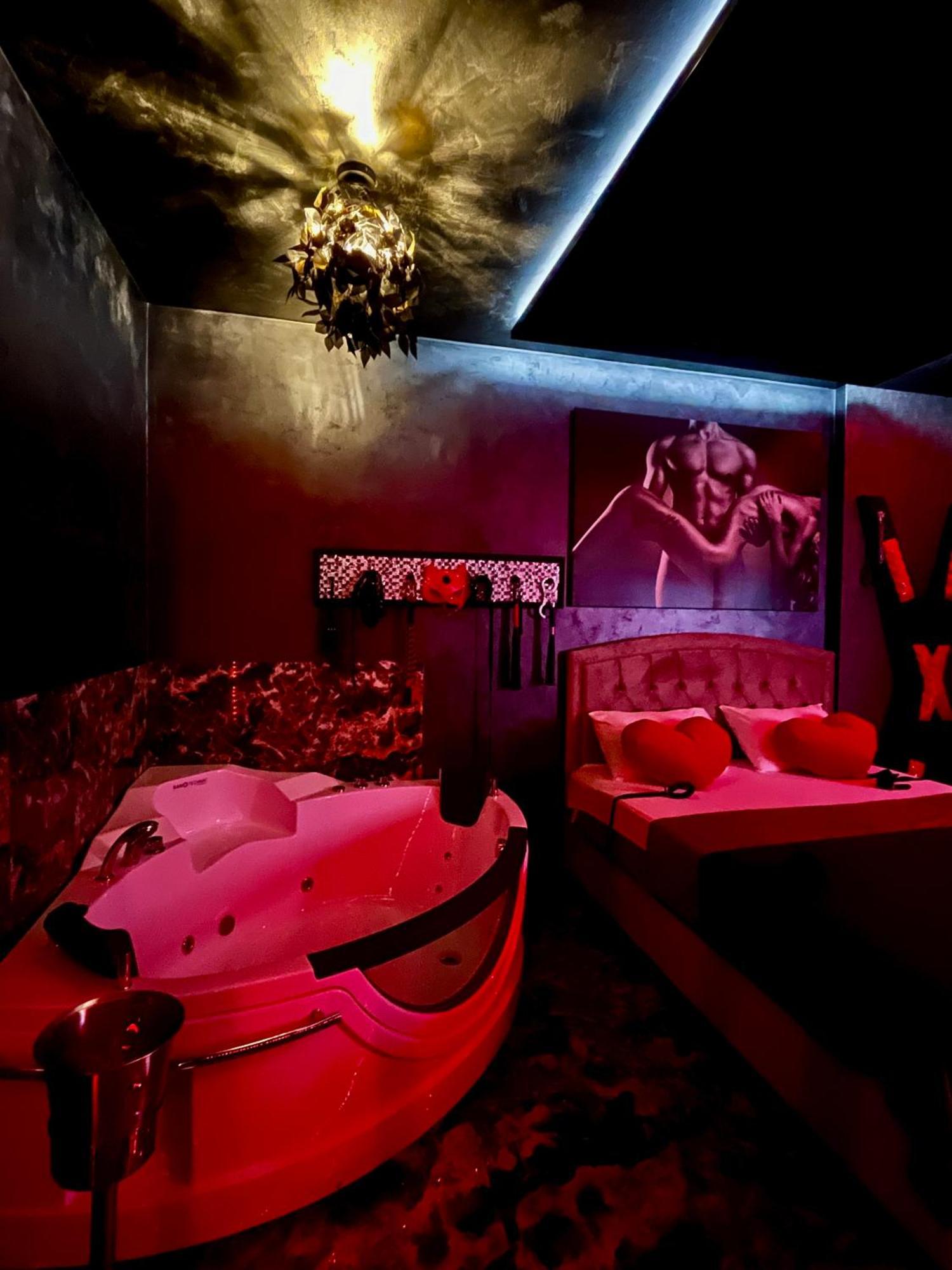 Love Room Bükreş Dış mekan fotoğraf