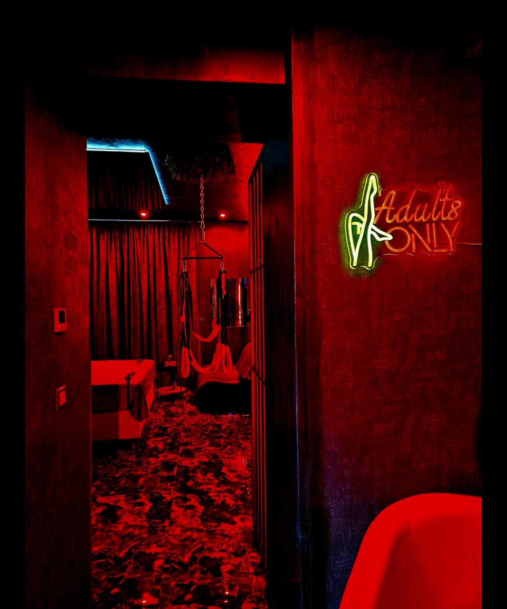 Love Room Bükreş Dış mekan fotoğraf